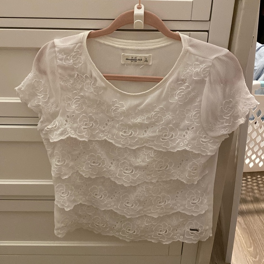 a&f embroidered top